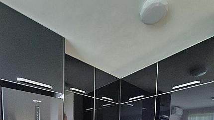 Стилно обзаведен двустаен апартамент в кв. Симеоново