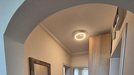 Стилно обзаведен двустаен апартамент в кв. Симеоново