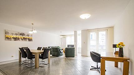 Многостаен апартамент до х-л Маринела