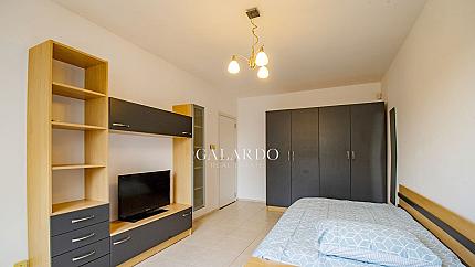 Многостаен апартамент до х-л Маринела