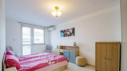 Многостаен апартамент до х-л Маринела