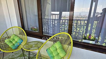 Стилно обзаведен двустаен апартамент в кв. Симеоново