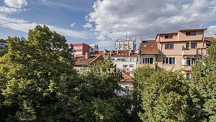 Луксозен апартамент на метри от бул.Витоша и НДК