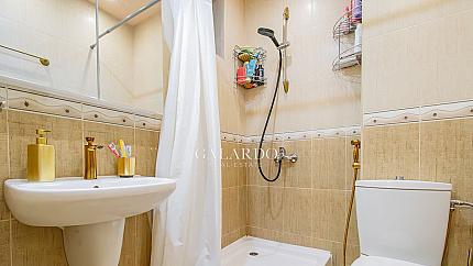 Stylishly furnished two-bedroom apartment in Simeonovo district