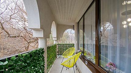 Stylishly furnished two-bedroom apartment in Simeonovo district