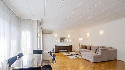 Просторен апартамент на метри от бул. Витоша