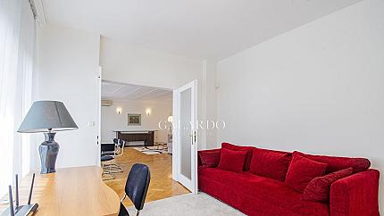 Просторен апартамент на метри от бул. Витоша