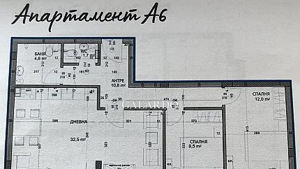 Тристаен апартамент за продажба в кв. Христо Смирненски