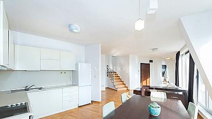 Wonderful two bedroom apartment for rent next to Doctor's Garden