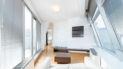 Wonderful two bedroom apartment for rent next to Doctor's Garden