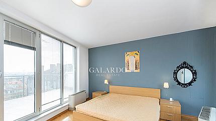 Wonderful two bedroom apartment for rent next to Doctor's Garden