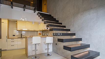 Стилен и луксозен дизайнерски двустаен мезонет под наем