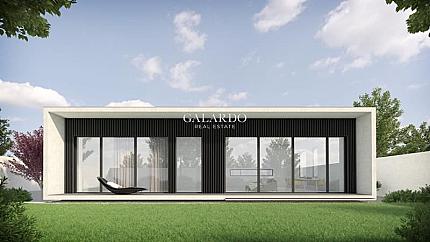 Еднофамилна къща с модерна архитектура и двор в кв.Драгалевци