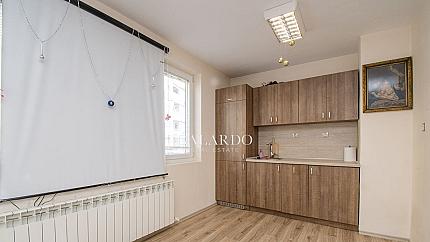 Уютен апартамент с две спални до метростанция в Младост 2