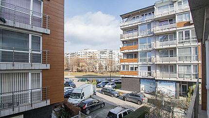 Уютен апартамент с две спални до метростанция в Младост 2