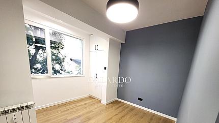 Тристаен апартамент за продажба в  кв.Борово