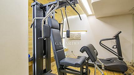 Луксозен тристаен апартамент в нова сграда до НДК