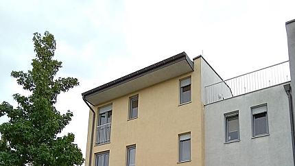 Луксозна къща под наем в затворен комплекс в Малинова долина