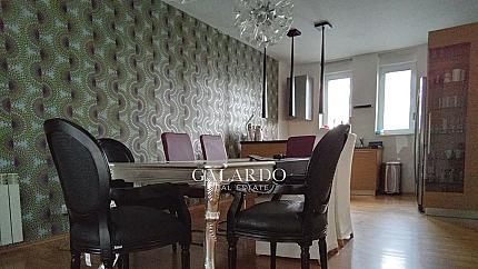 Луксозна къща под наем в затворен комплекс в Малинова долина