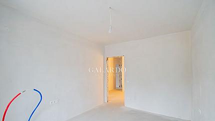 Three-bedroom apartment for sale in Krasno Selo