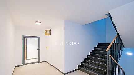 Three-bedroom apartment for sale in Krasno Selo