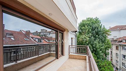 Прекрасен четиристаен апартамент до пл.Народно събрание