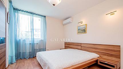 Четиристаен апартамент с подземен гараж в Симеоново