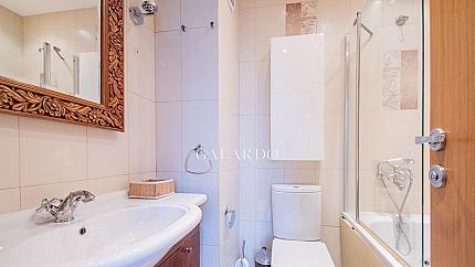 Четиристаен апартамент с подземен гараж в Симеоново