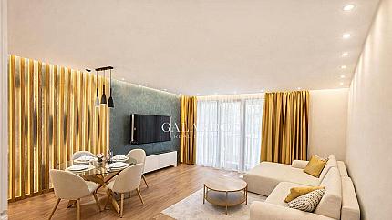 Луксозен двустаен  апартамент в центъра за първи наематели