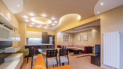 Апартамент до Южен парк с прекрасна тераса