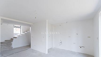 Елегантна нова къща в Бояна с прекрасна панорама