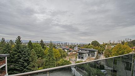 Чисто нова луксозно обзаведена къща в Бояна