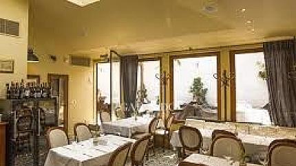 Hotel for sale in Doctor's Garden