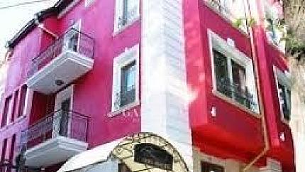 Hotel for sale in Doctor's Garden