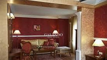 Hotel for sale in Doctor's Garden