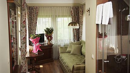 Hotel for sale in Doctor's Garden