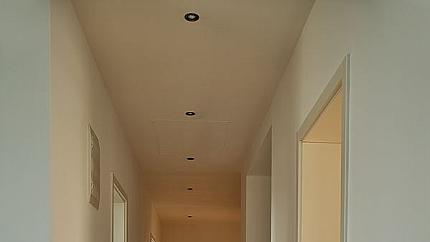 Луксозна къща с басейн в подножието на Витоша