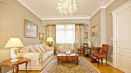 Тристаен апартамент на бул. Витоша