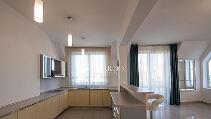 Просторен мезонет с панорамна гледка към Витоша