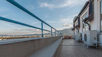 Просторен мезонет с панорамна гледка към Витоша