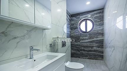 Реновиран многостаен апартамент на бул.Цар Освободител, кв.Докторски паметник