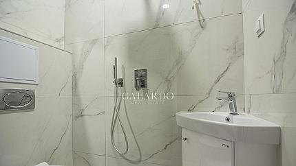 Реновиран многостаен апартамент на бул.Цар Освободител, кв.Докторски паметник