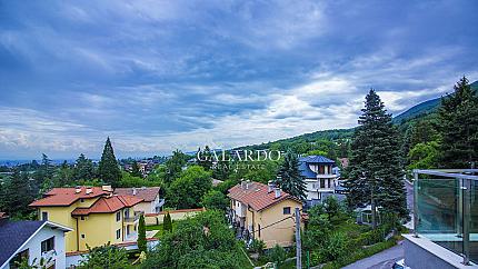 Чисто нов четиристаен апартамент  под наем в кв. Бояна