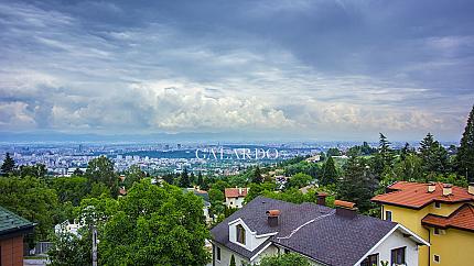 Чисто нов четиристаен апартамент  под наем в кв. Бояна