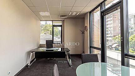 Модерен оборудван офис в сграда клас А на бул.Черни връх, кв.Лозенец