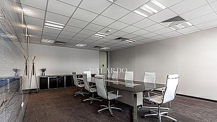 Модерен оборудван офис в сграда клас А на бул.Черни връх, кв.Лозенец