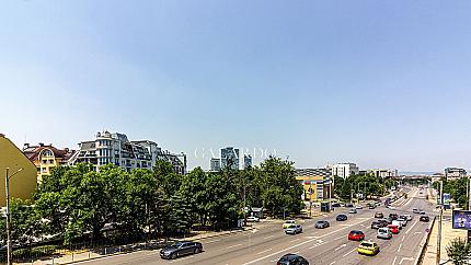 Модерен оборудван офис в сграда клас А на бул.Черни връх, кв.Лозенец