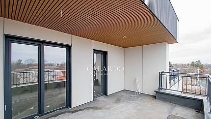 3-storey townhouse in a small complex