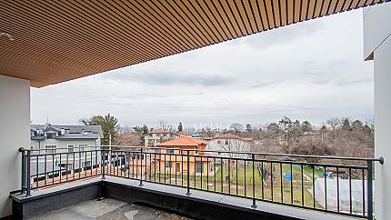 3-storey townhouse in a small complex