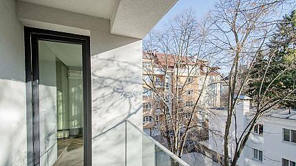 Модерен  апартамент с две спални в сграда с портиер, кв. Лозенец